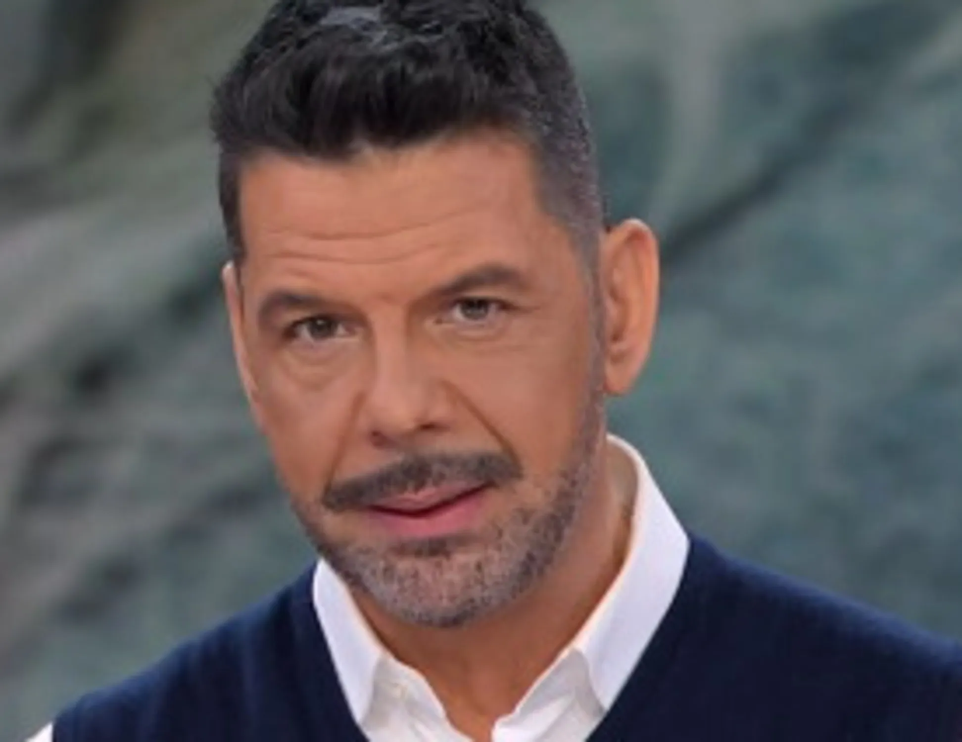Leggi l'articolo: "Pubblicate scemenze". Sottile si occupa di Conte? E i grillini lo ricoprono di insulti