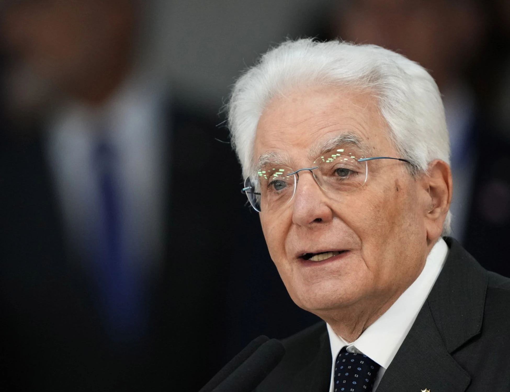 Sergio Mattarella da ministro proponeva numeri limitati per gli stranieri in classe