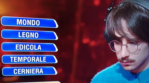 L'Eredità, "non è cosa sua": Cesario nella bufera dopo la Ghigliottina
