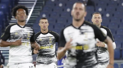 Juventus, "segnalati alla Procura": chi viola l'isolamento, scattano le multe?