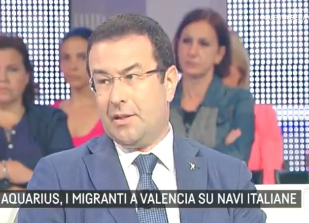 Aquarius, il leghista Stefano Candiani contro le Ong: "Se non si chiarisce il loro ruolo i porti restano chiusi"