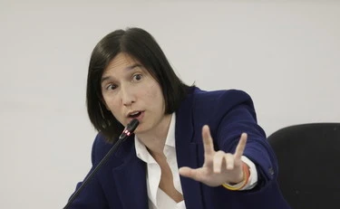 Elly Schlein, la congiura nel Pd: con chi vogliono sostituirla prima del voto