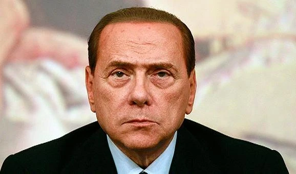 Forza Italia, Berlusconi: "Renzi non ha la maggioranza"