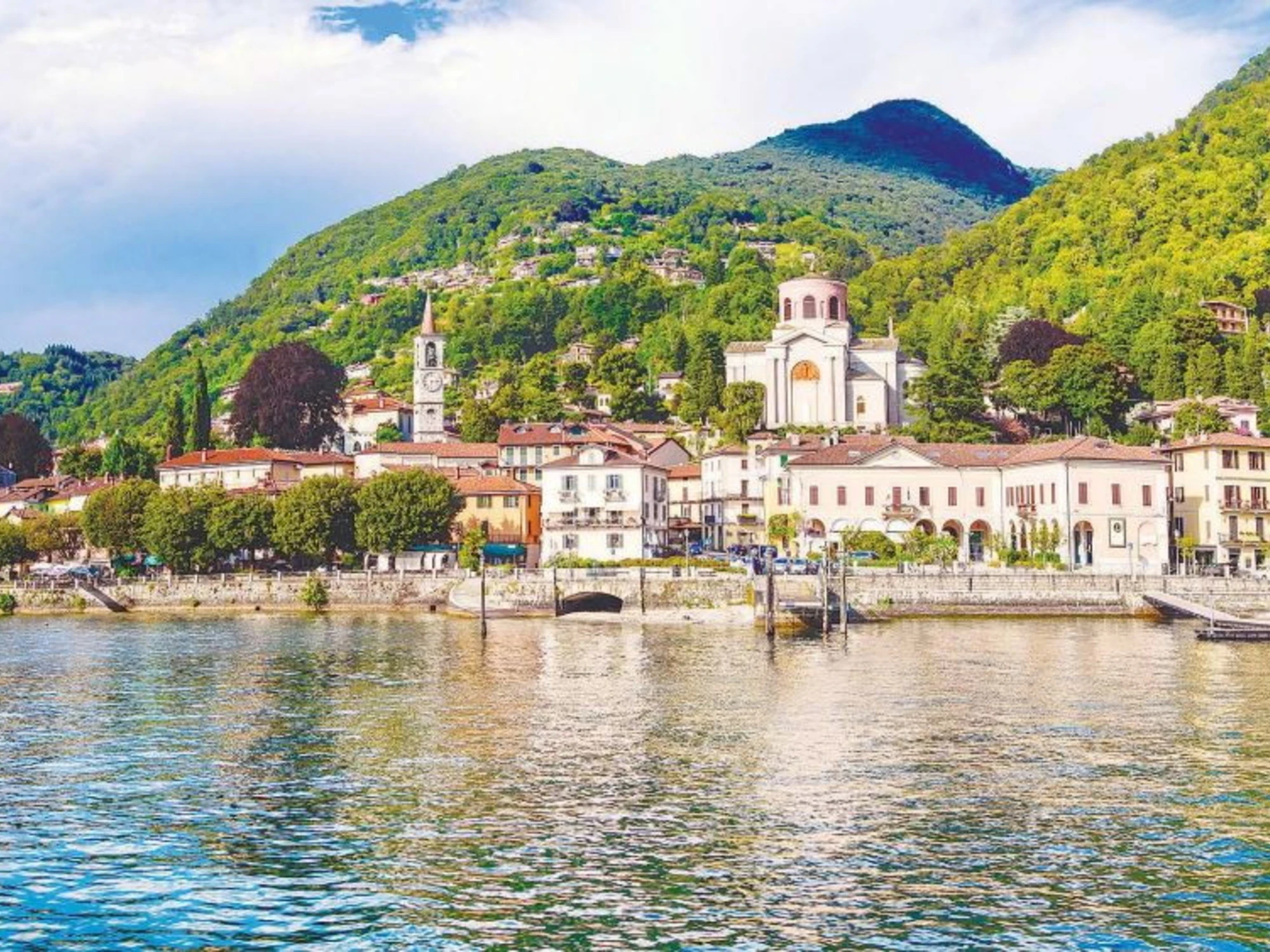 Il cuore di Varese tra cielo e acqua