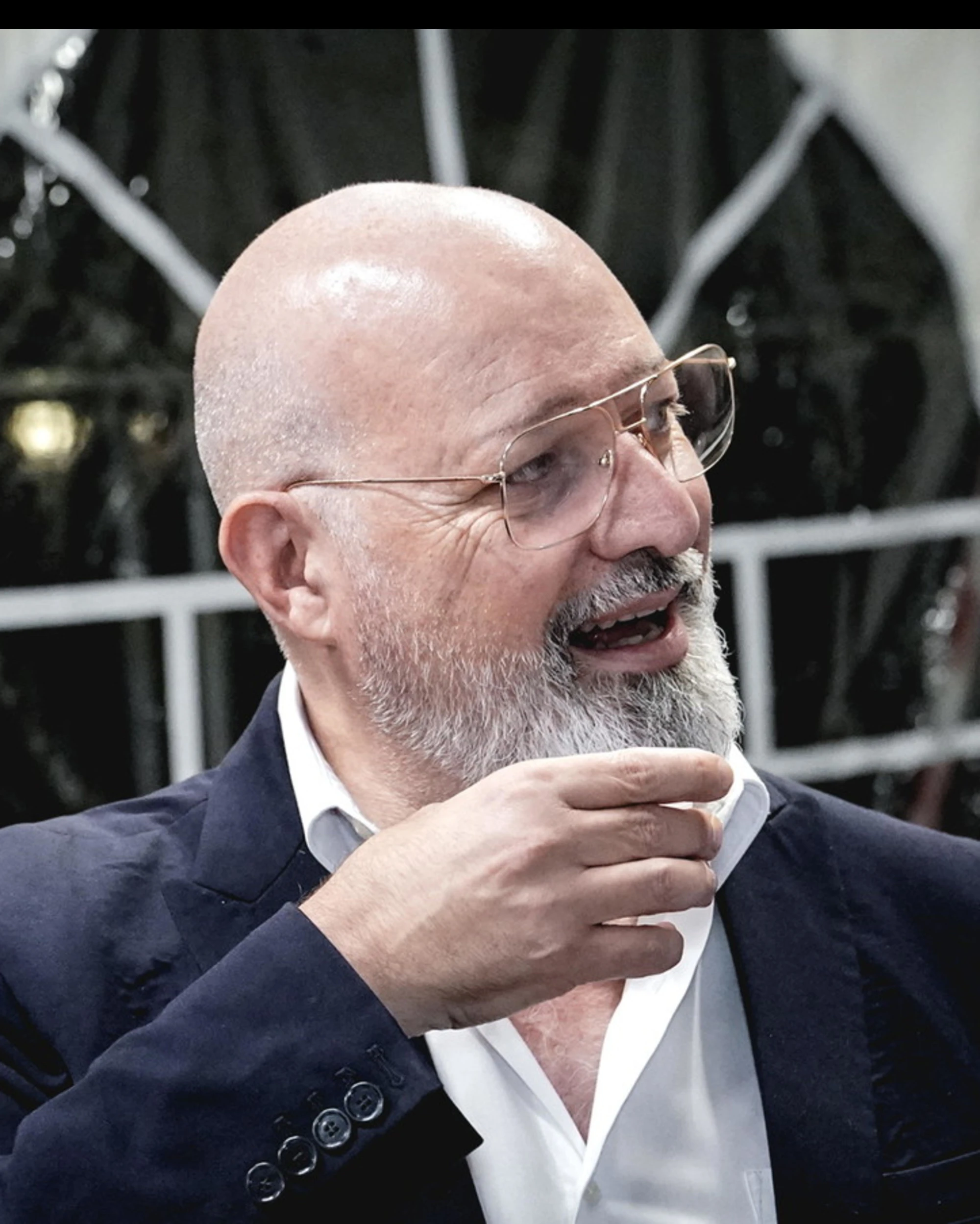 Nel Pd processano Bonaccini: "Appiattito su Elly"
