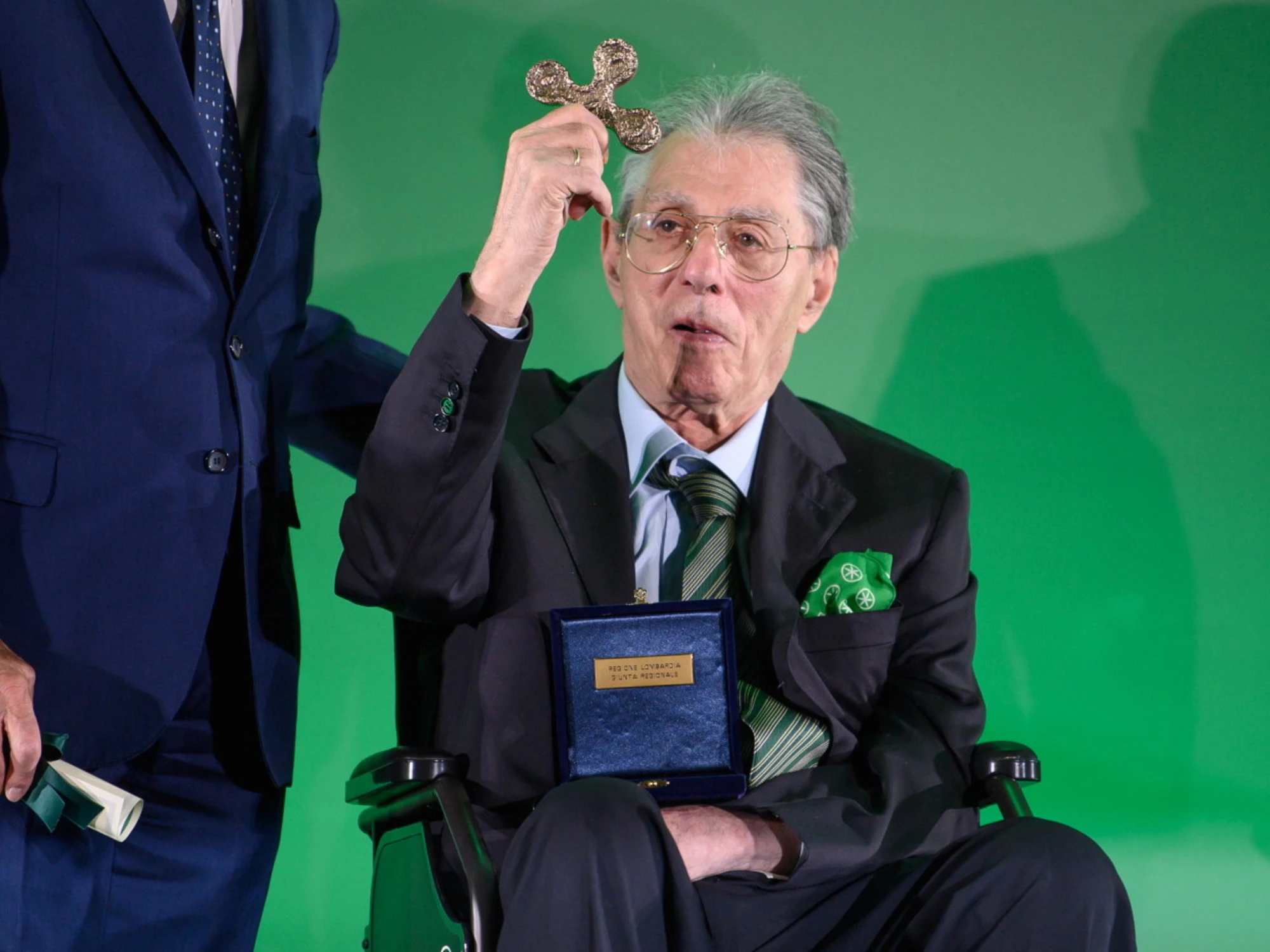 Umberto Bossi, odio rosso in tutta la Lombardia