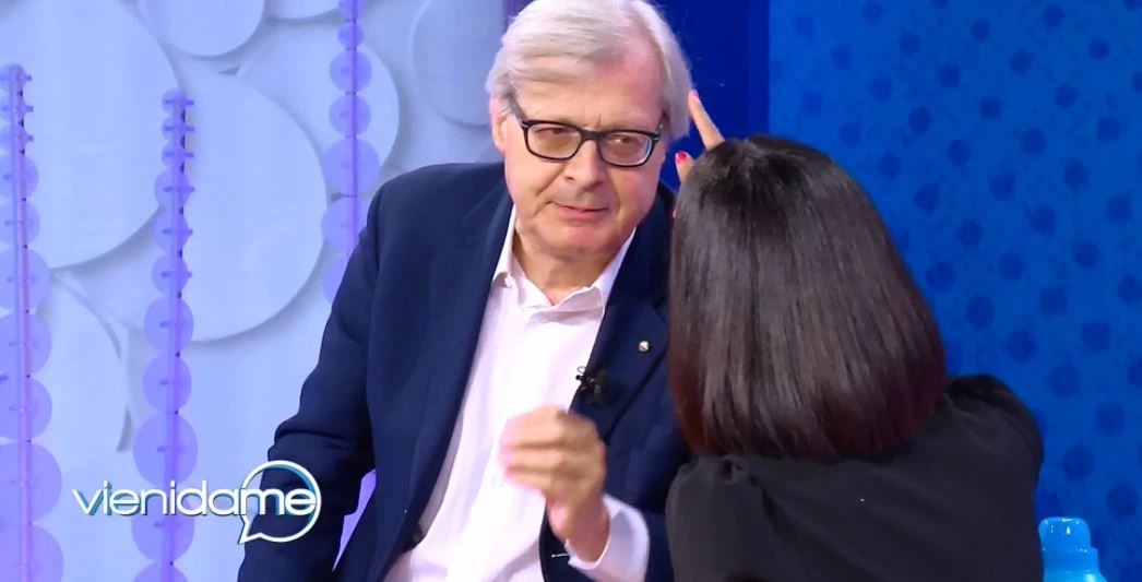 Vittorio Sgarbi torna a Vieni da Me dopo la frase sulle "donne in casa": sospetti sull'ospitata dalla Balivo