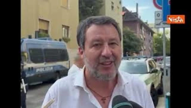 Salvini su ultimatum Sanchez all'Italia: Taccia e controlli i suoi confini invece di minacciare