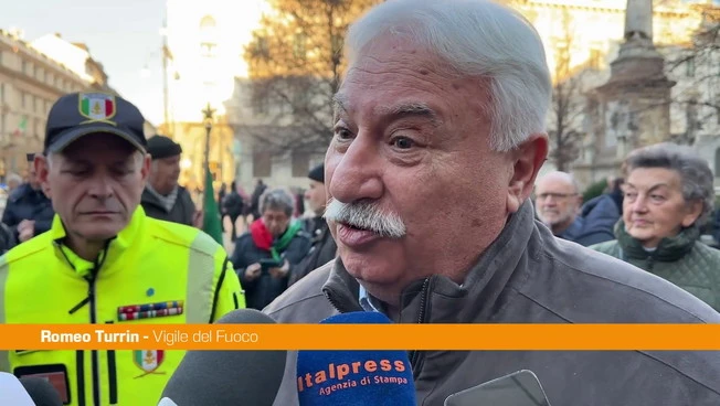 Vigile del fuoco torna a Piazza Fontana dopo 56 anni "Non dimenticherò mai"