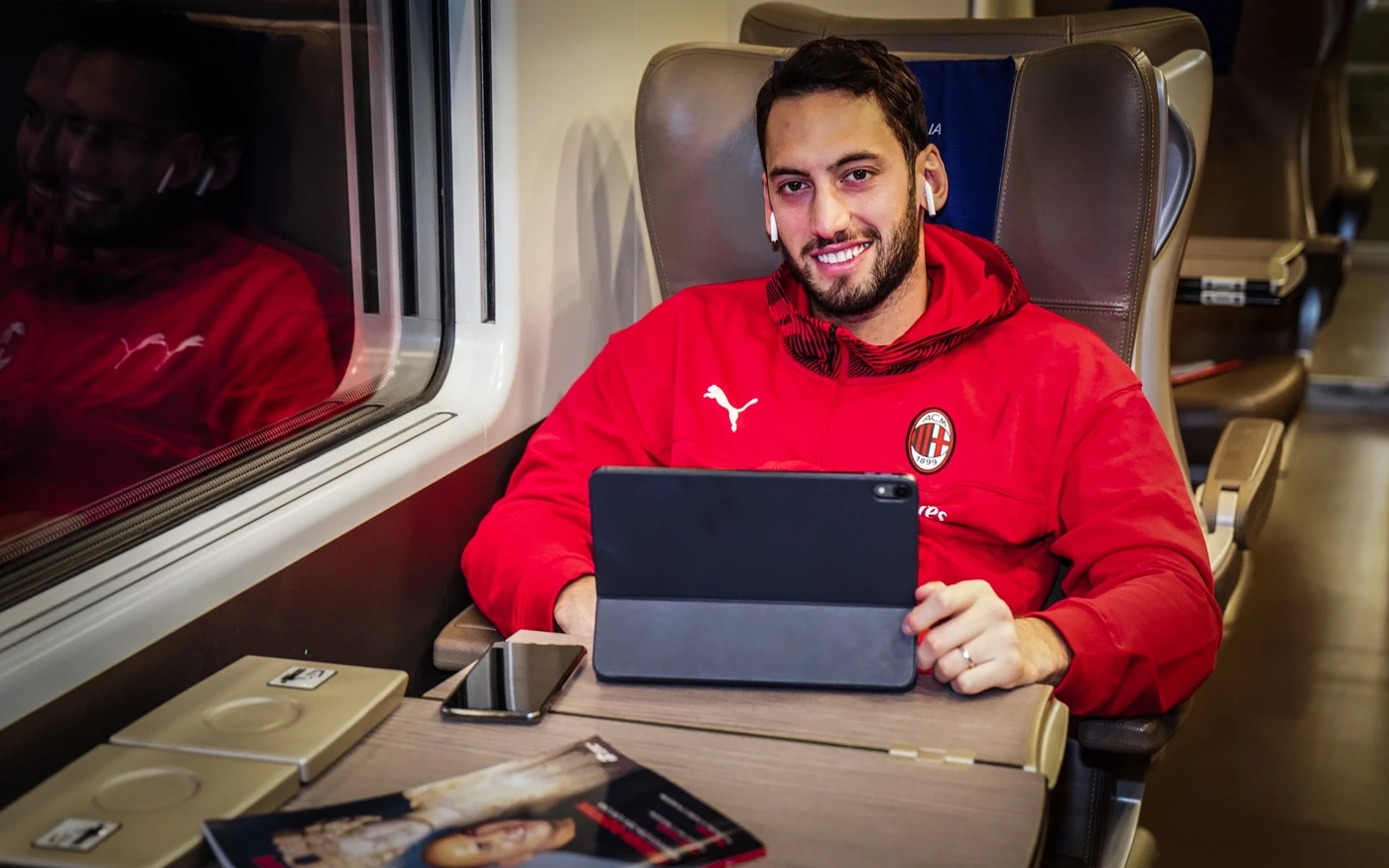 Milan, addio a Calhanoglu? Voci sullo scambio con la Roma: lui per Perotti