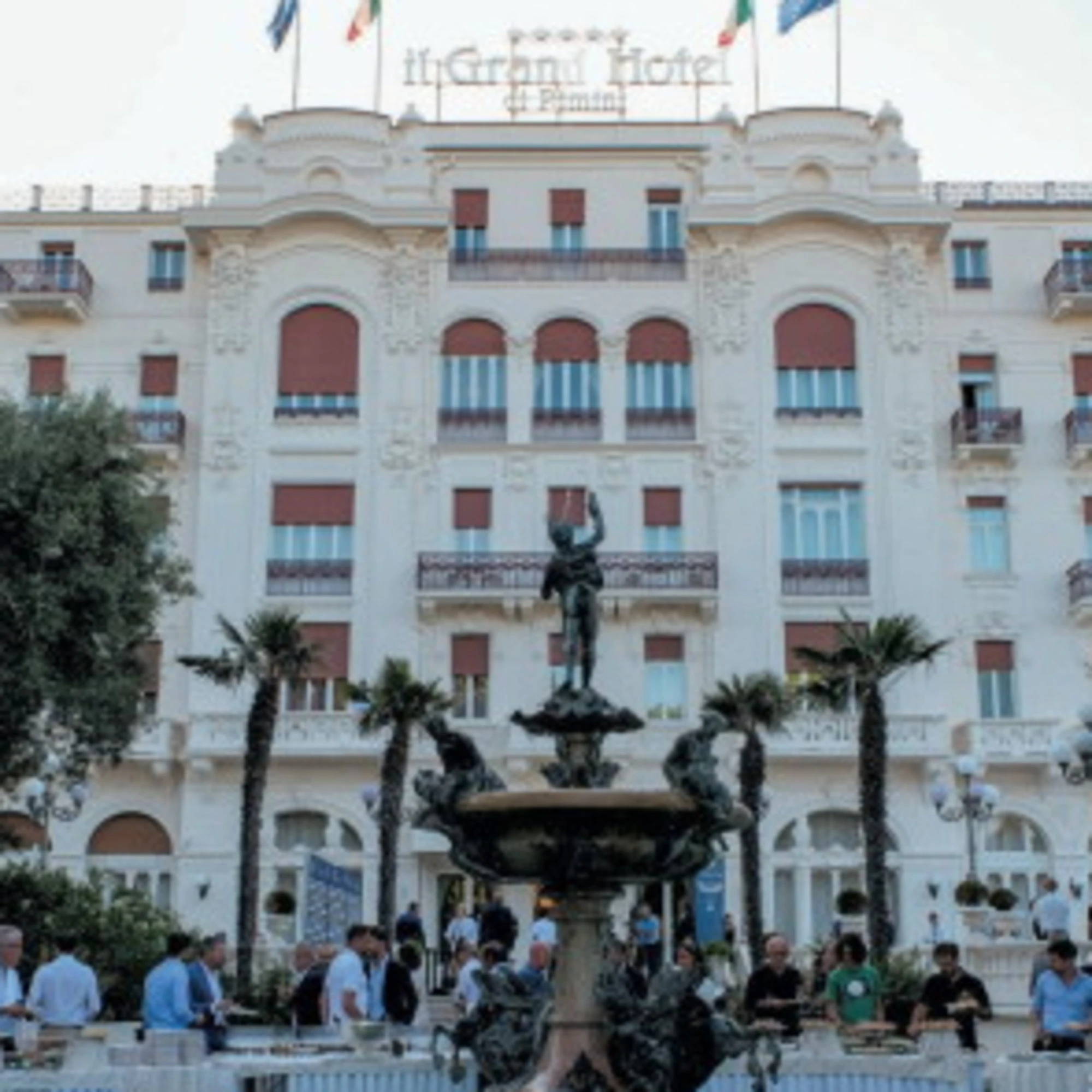 Lusso, storie, misteri: vite da Grand Hotel