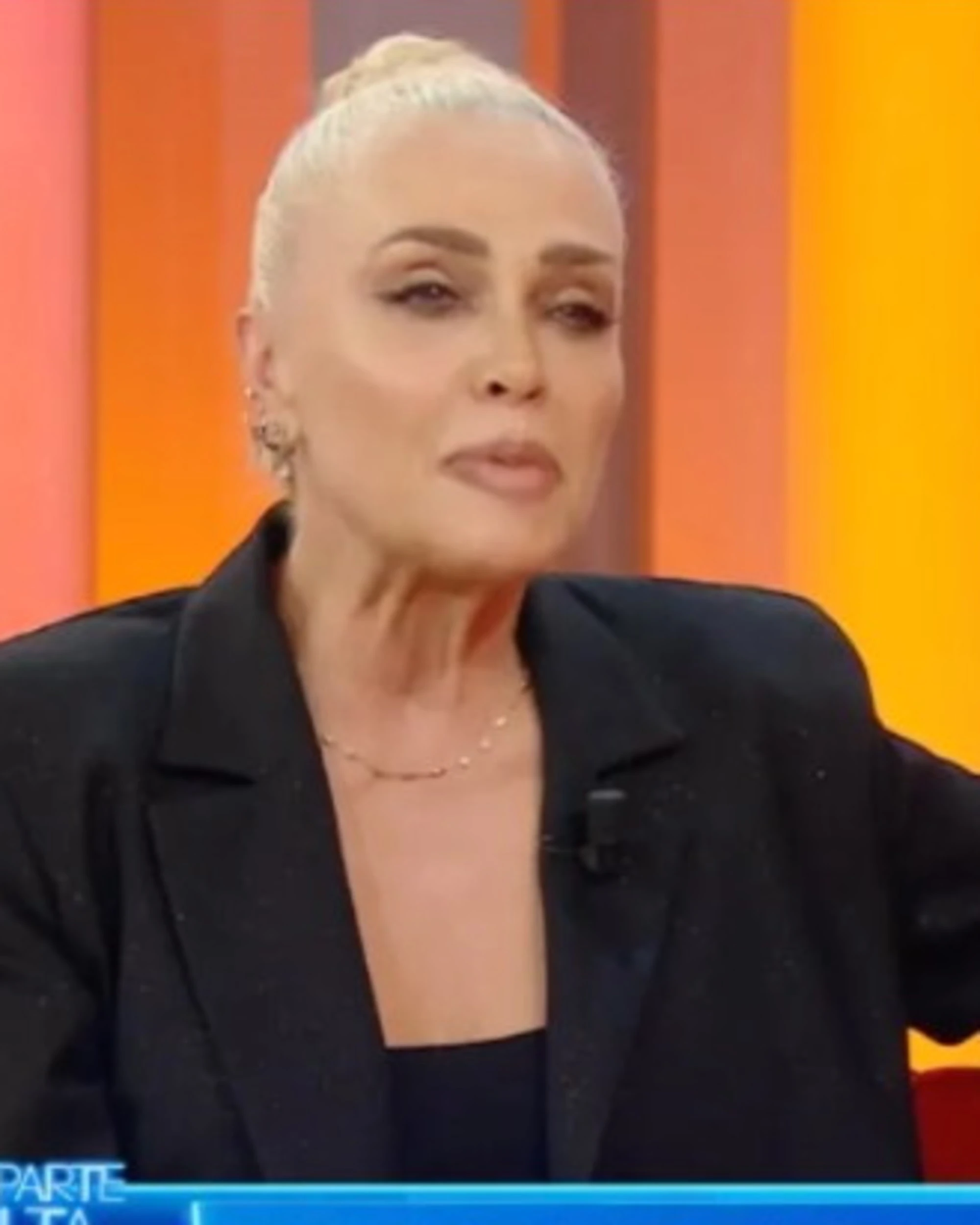 La volta Buona, Paola Barale: "Brutta situazione", il dramma della madre
