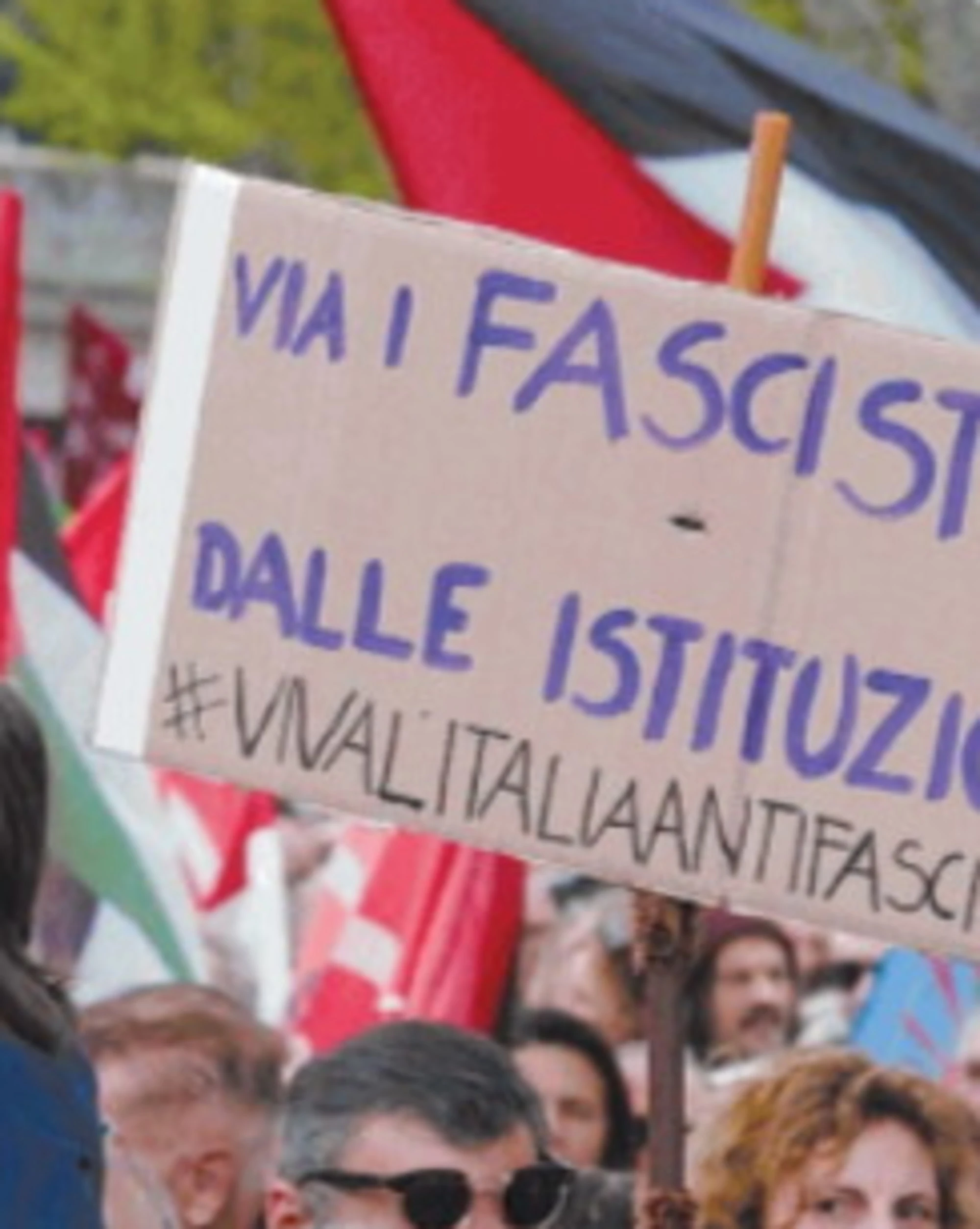 25 aprile, la sinistra sogna Trump in piazzale Loreto
