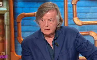 https://media.liberoquotidiano.it/JlSxhtV048kQ5vJnytNKbiXEf_03vPkGqjTVHXTu2sE/width:800/quality:90/aW1hZ2VzLzIwMjYvMDUvMTMvMTQyODU0MjgzLTc2ZWY5NDQ3LWVlYmEtNDhlMi05MDI0LWE2Y2NiZDliNmM0Yy5qcGc.webp