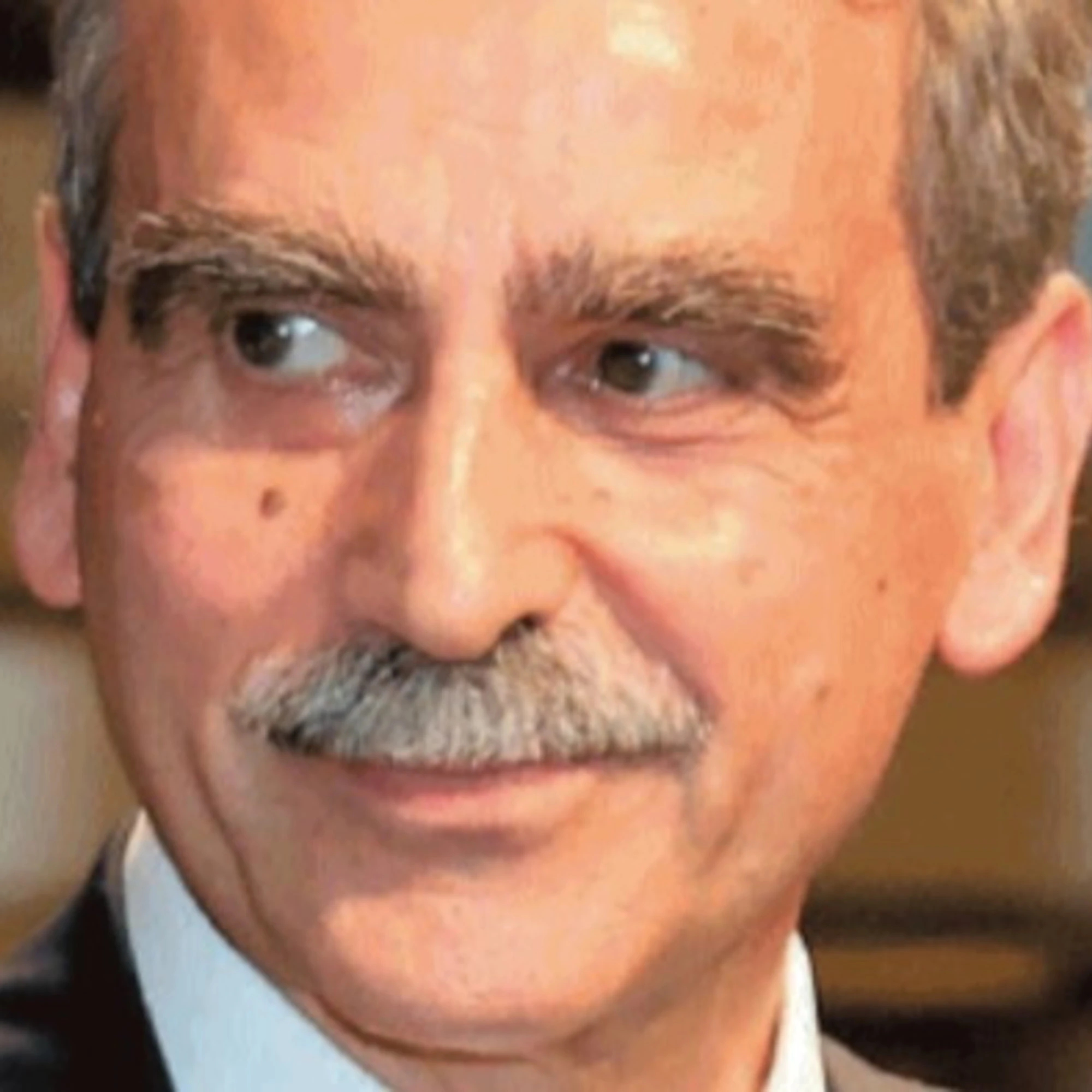 Piano Lovaglio da 70 miliardi Doppia Opa per sfidare Intesa