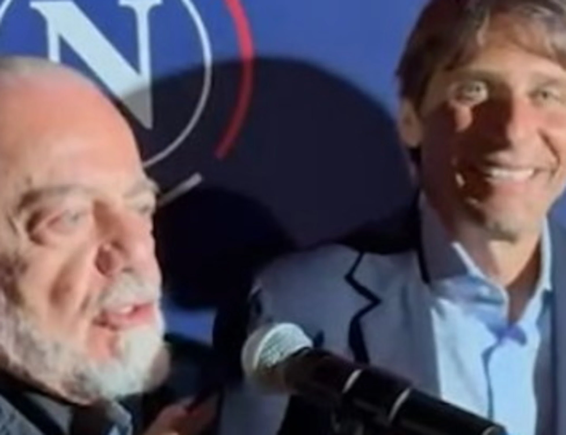Napoli, De Laurentiis: "Cosa auguro a Conte", doccia gelata