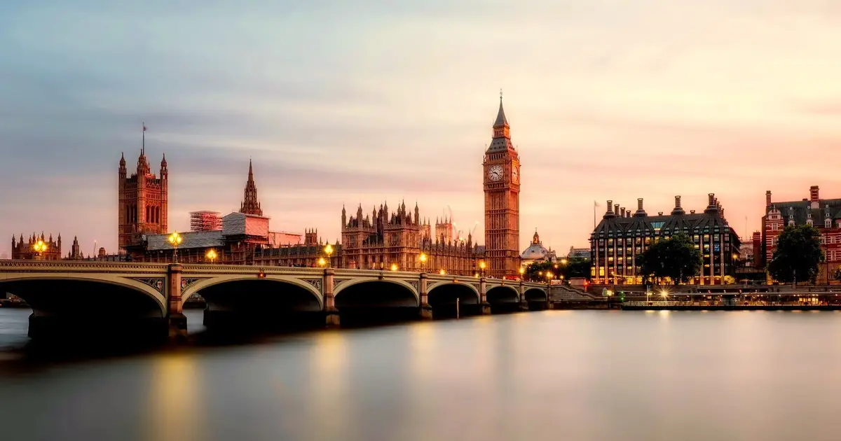 Londra con bambini:  l'arte di partire con "tanta pazienza" e... cosa non mettere in valigia..   