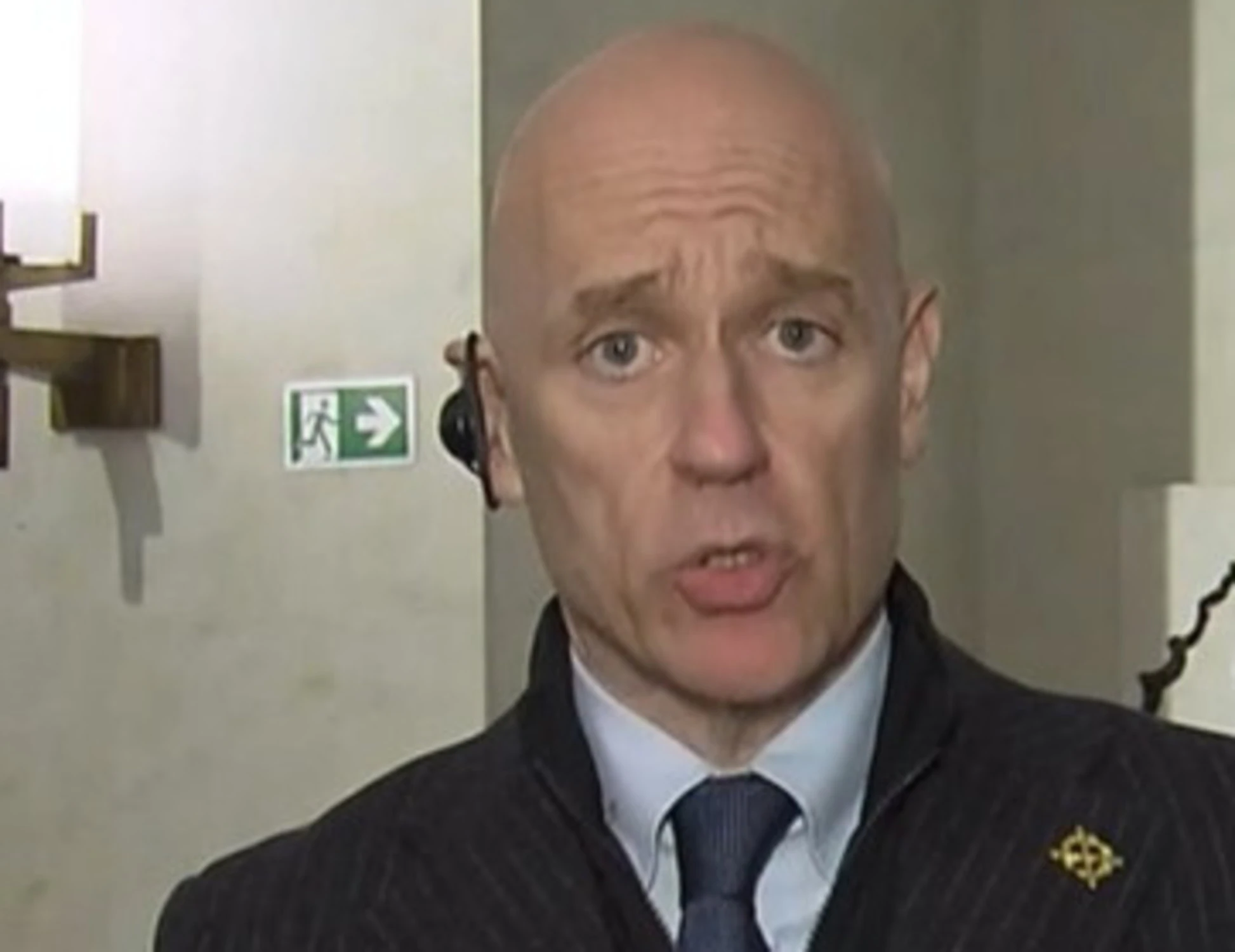 Pd e M5s, gaffe contro Romoli: "Croce nazifascista al Tg2", ma è un'onorificenza militare