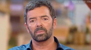 La vita in diretta, lo sfogo di Alberto Matano: "Io gay? Ho provato vergogna"