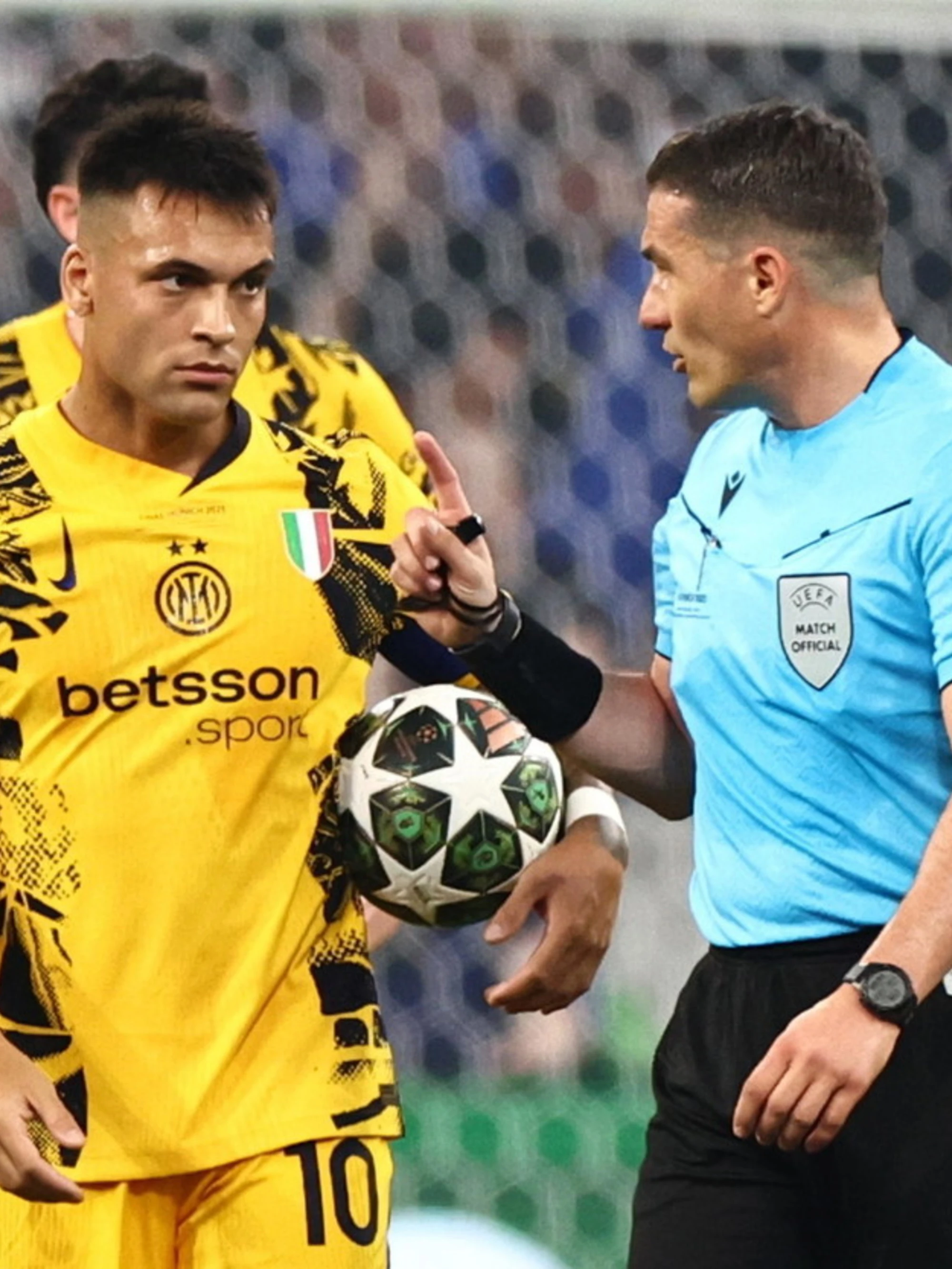 Psg-Inter, bufera sull'arbitro: ecco perché non ha applicato la Regola 7