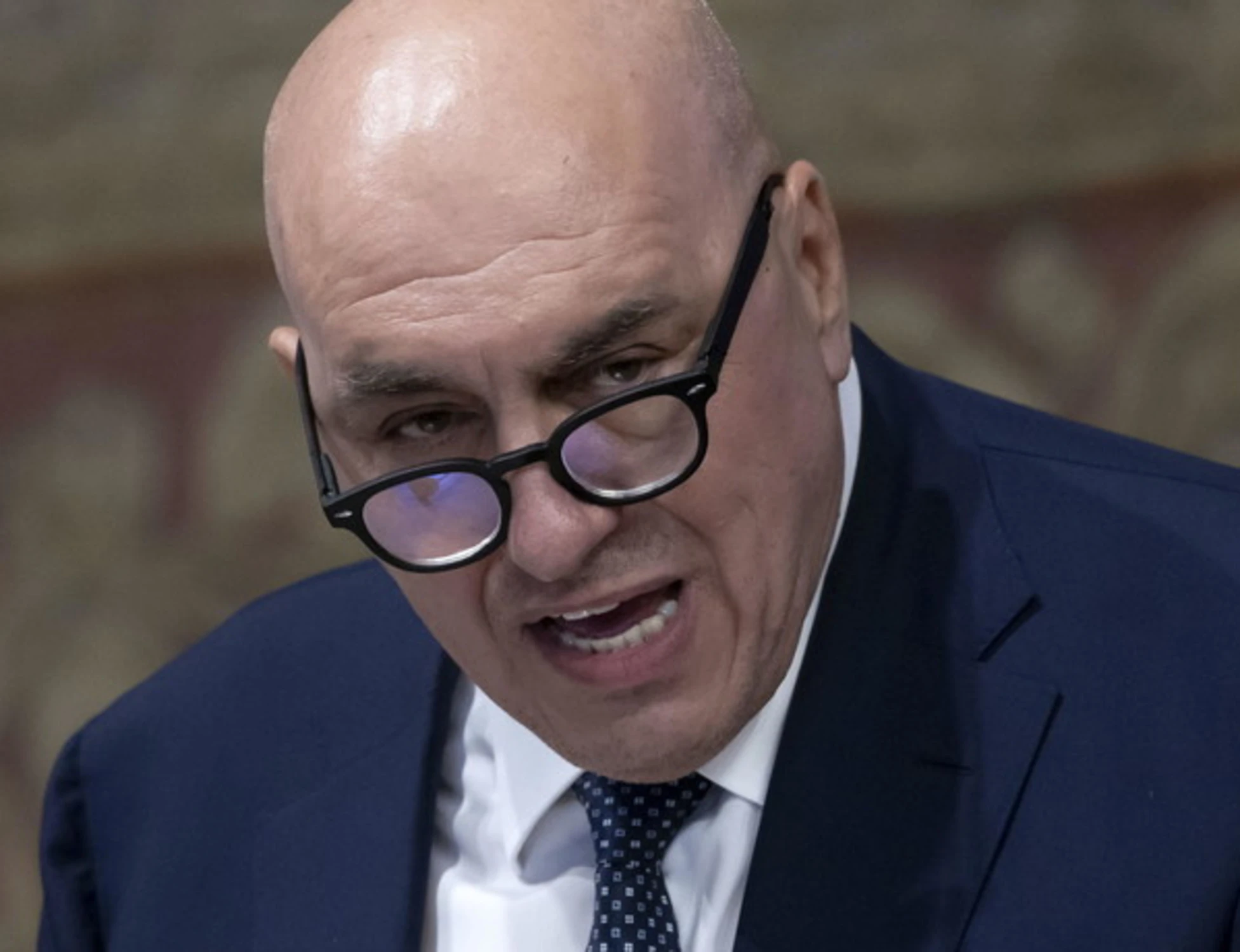 Flotilla, Crosetto avverte: "Rischi elevati", loro tirano dritto