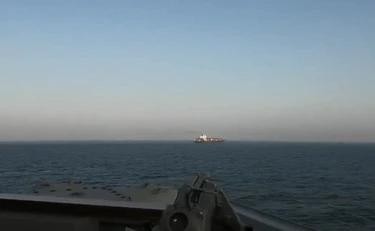 Guerra nel golfo, la giornata. Nave iraniana sequestrata dagli Usa. Teheran si sfila dai negoziati? Cosa sta succedendo