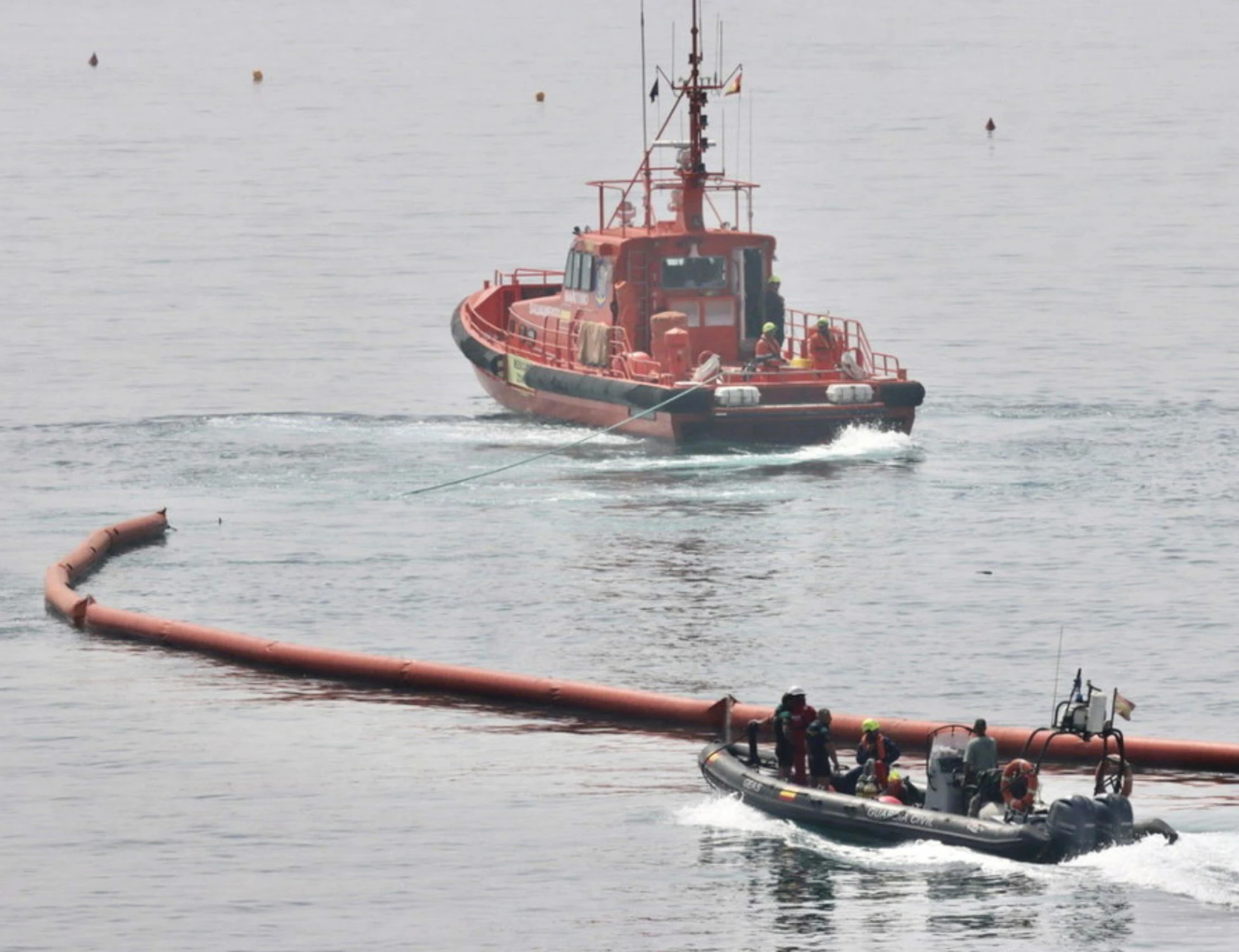 Ceuta, una barriera in mare per fermare i migranti: gli estremi rimedi di Sanchez
