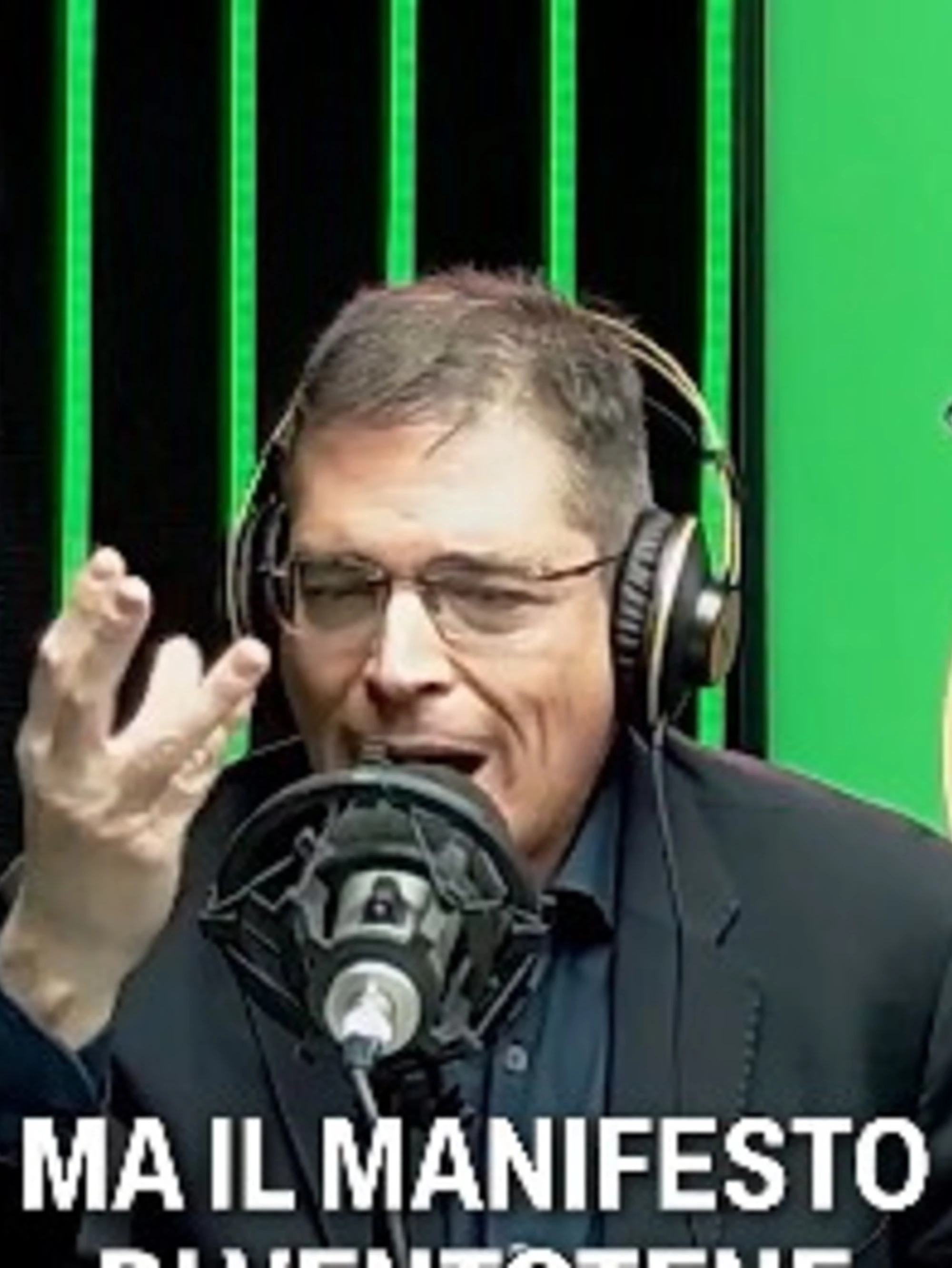 Ventotene, Capezzone spiana Parenzo: "Quel manifesto è una cag***, non dire cazz***"
