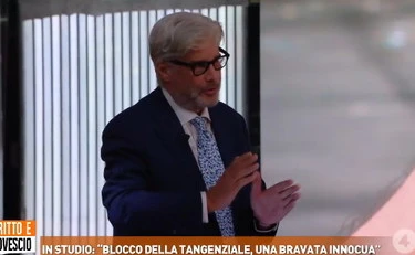 Dritto e rovescio, Del Debbio interrompe il maranza: "Una cag***ta, vi rendete conto?"