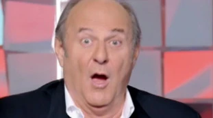 Gerry Scotti presto nonno, Roberto Alessi sbotta: "Già sbarella, a cosa sta pensando pur di coinvolgere la nipote"