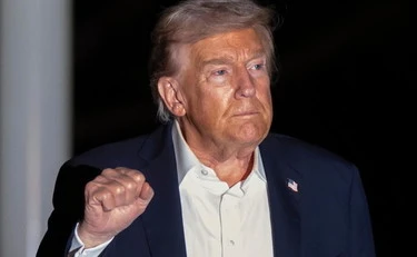 Gli intellettuali europei contro la falsa Europa. Come Trump