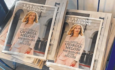 Giorgia Meloni, ora perfino i francesi ce la invidiano