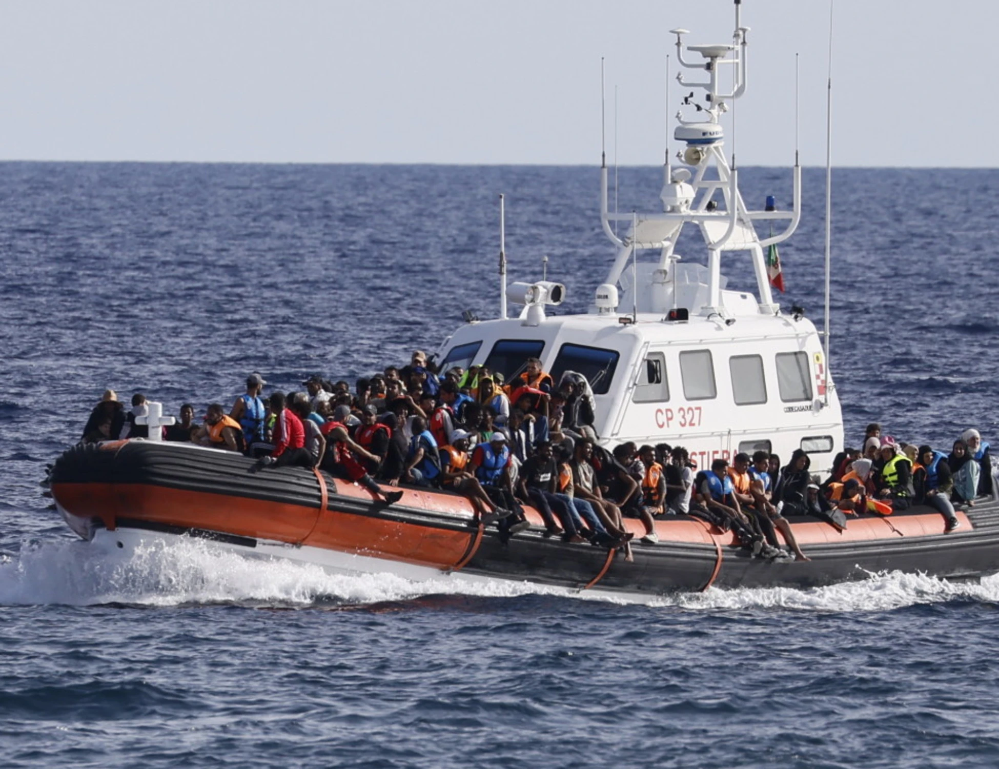 Immigrazione, con la sinistra gli sbarchi sarebbero più alti