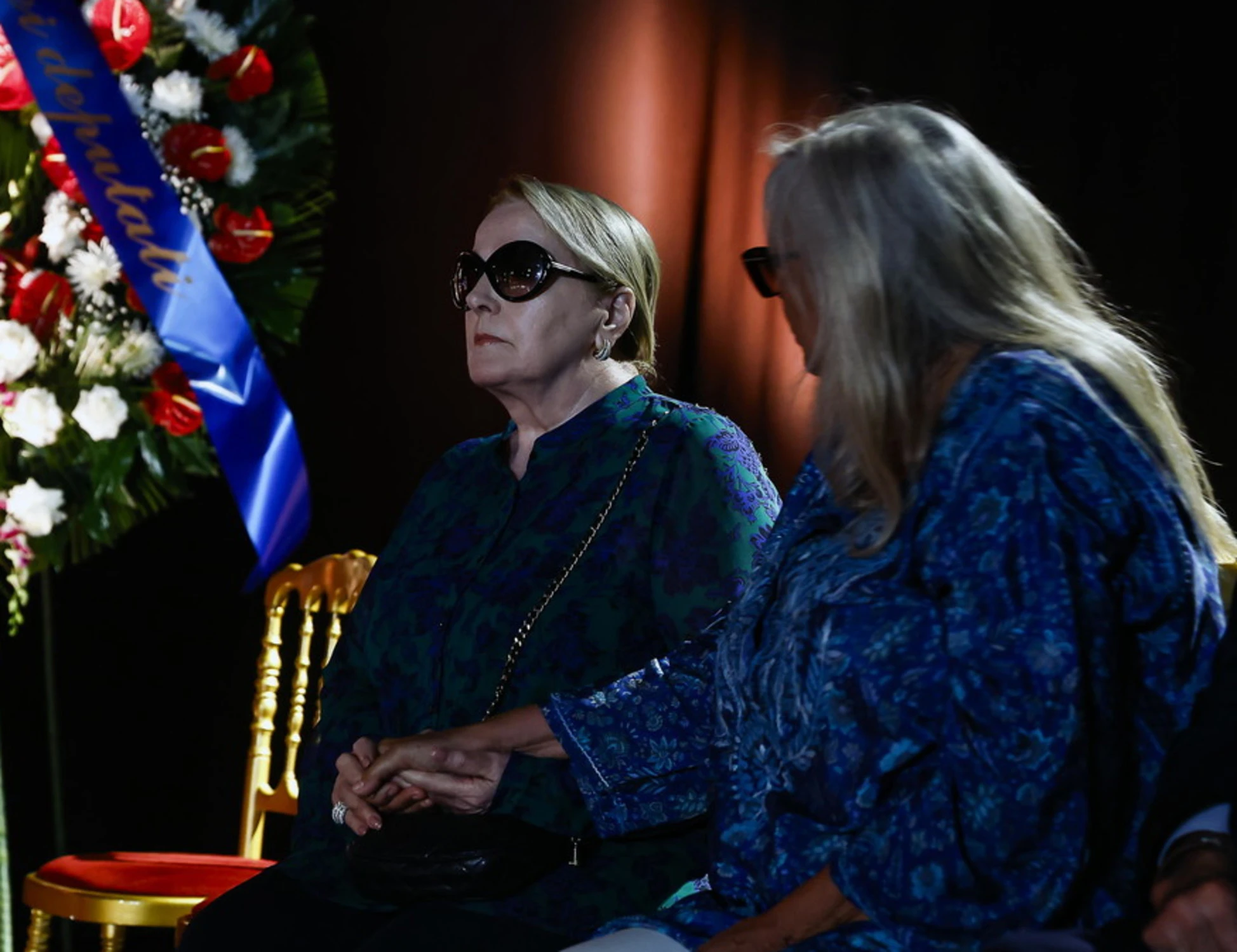 Pippo Baudo, con chi arriva sottobraccio Katia Ricciarelli alla camera ardente