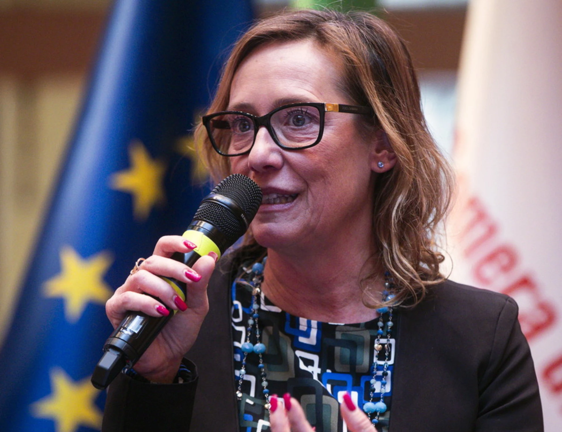 Askatasuna, FdI picchia durissimo contro Ilaria Cucchi: "Semplicemente patetica"