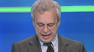 Coronavirus, Enrico Mentana e il fuori programma al TgLa7: "Chiedo scusa per le immagini di repertorio"