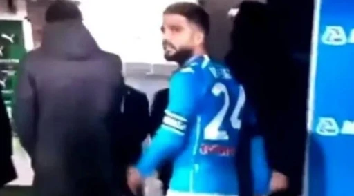 Lorenzo Insigne, la scenata isterica dopo Sassuolo-Napoli. "Squadra di m***a": calci e urla, interviene Gattuso