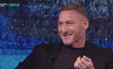Che Tempo Che Fa, Totti nella bufera: "Noemi Bocchi? È bravina a..."