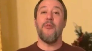 Matteo Salvini: "Se si cade, ci si rialza", la sfida e gli auguri di Natale