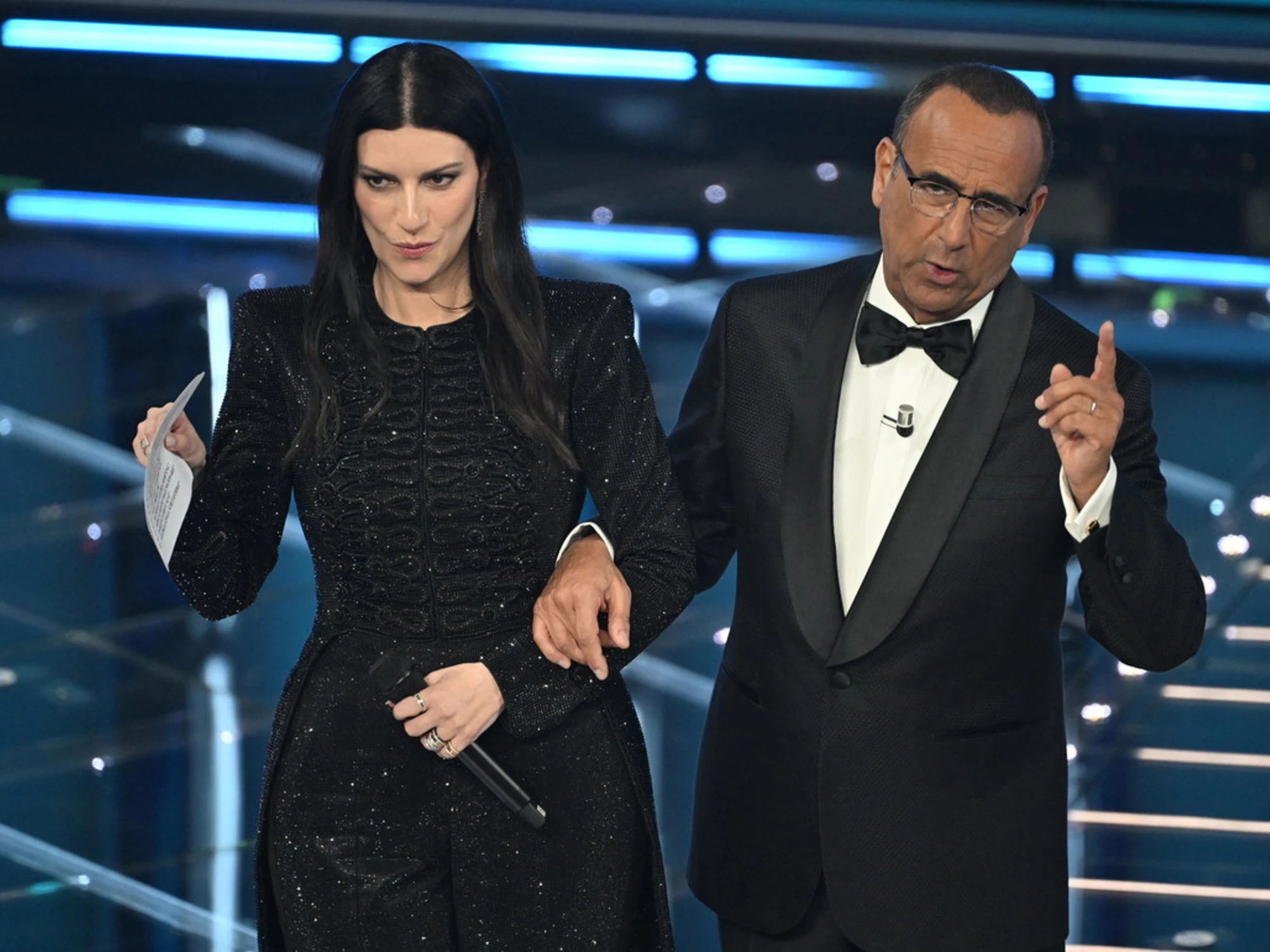 Sanremo 2026, il coraggio di Carlo Conti: come apre la 2° serata
