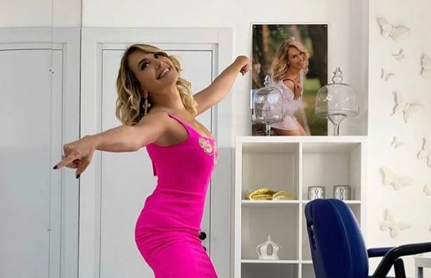 Live non è la D'Urso, il lunedì felice di Barbara e Mediaset: ascolti, botto share e punte di spettatori