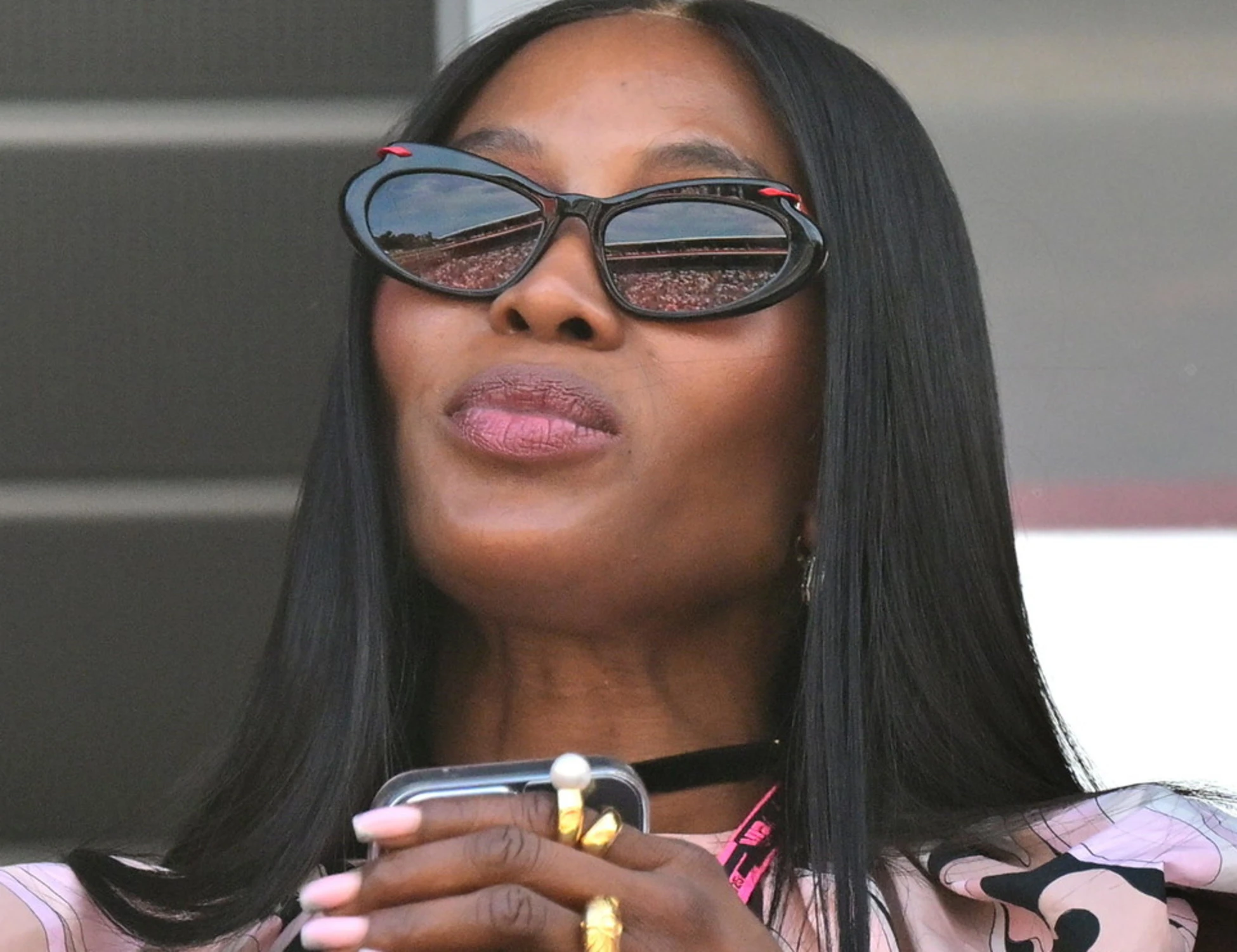 La Salis remigra Naomi Campbell: i neri se ricchi non vanno bene
