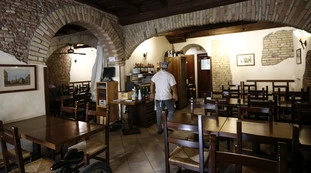 Cina, cliente cacciato dal ristorante "All you can eat": impensabile, cosa aveva ingerito