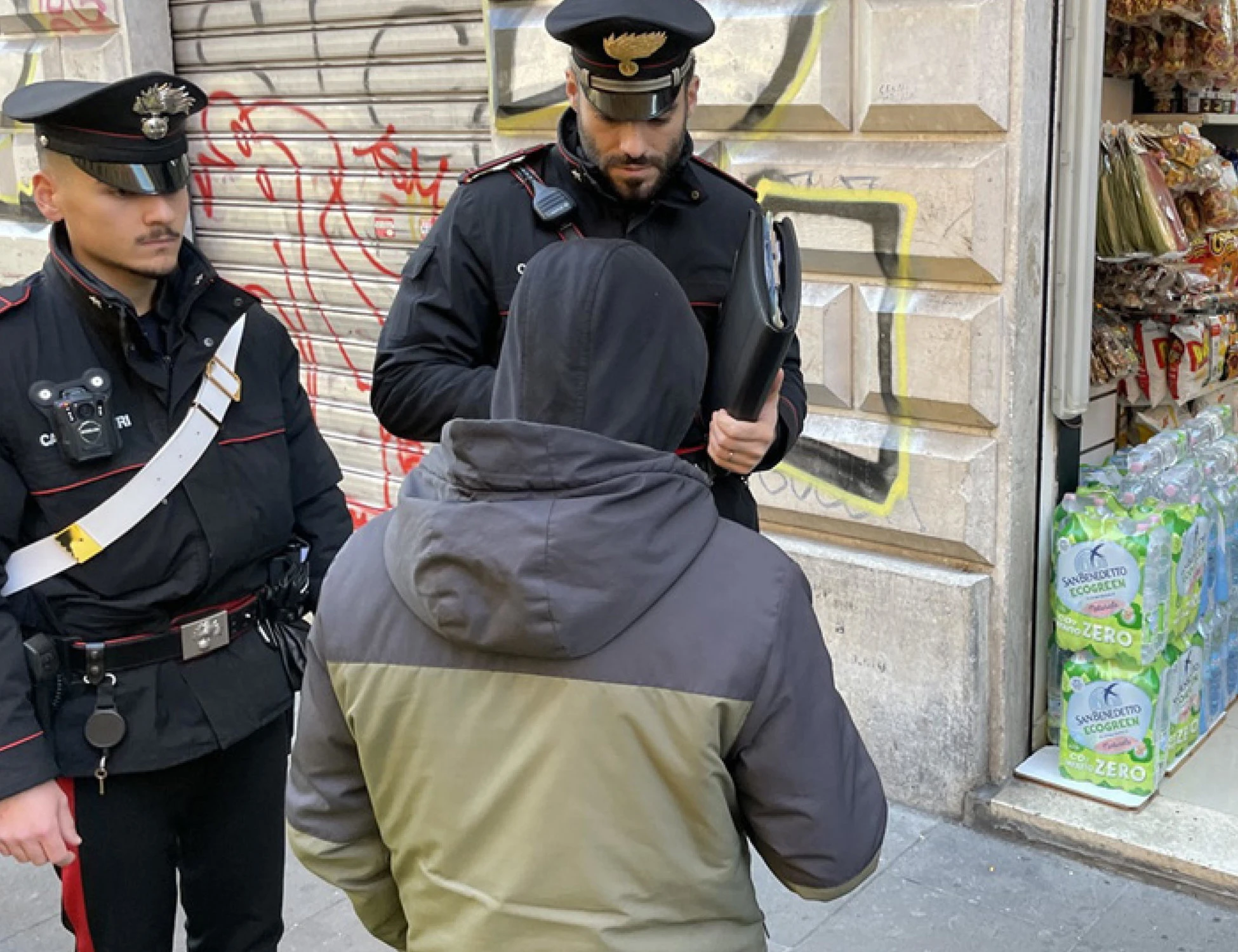 Torino, bengalese liberato? "La 13enne abusata anche 2 settimane prima"