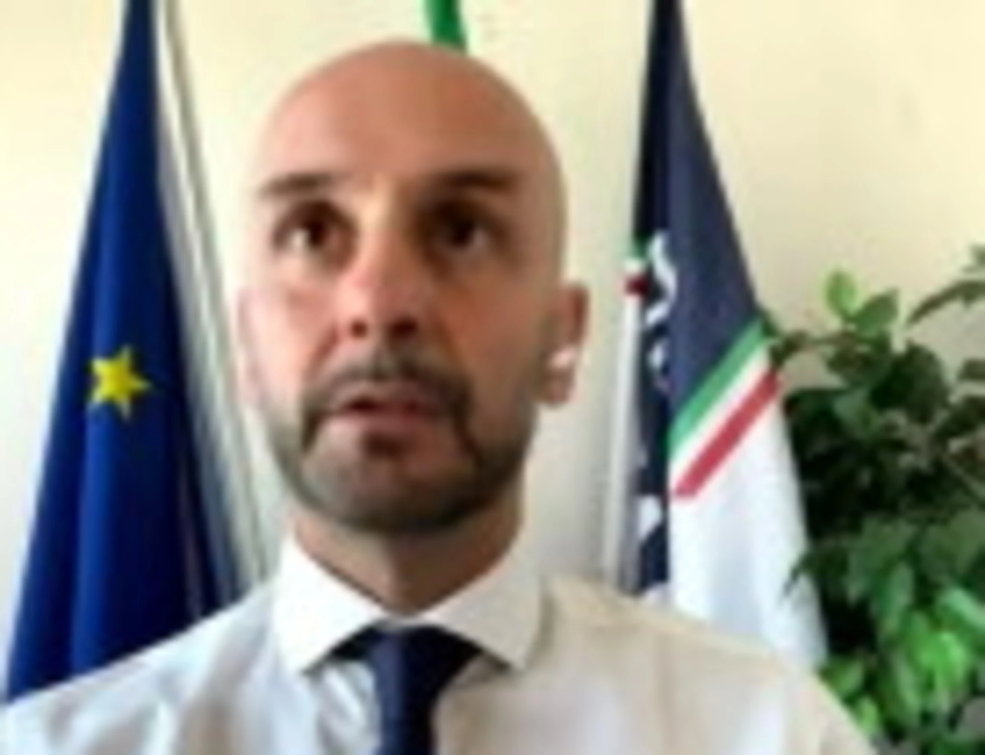 FdI smonta la retorica del Pd: "D'Alema esempio di pace?"
