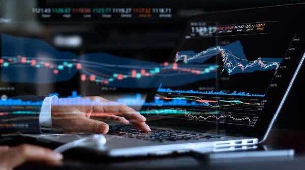 Manovra, Pil e posti di lavoro: arriva l'apocalisse economico finanziaria