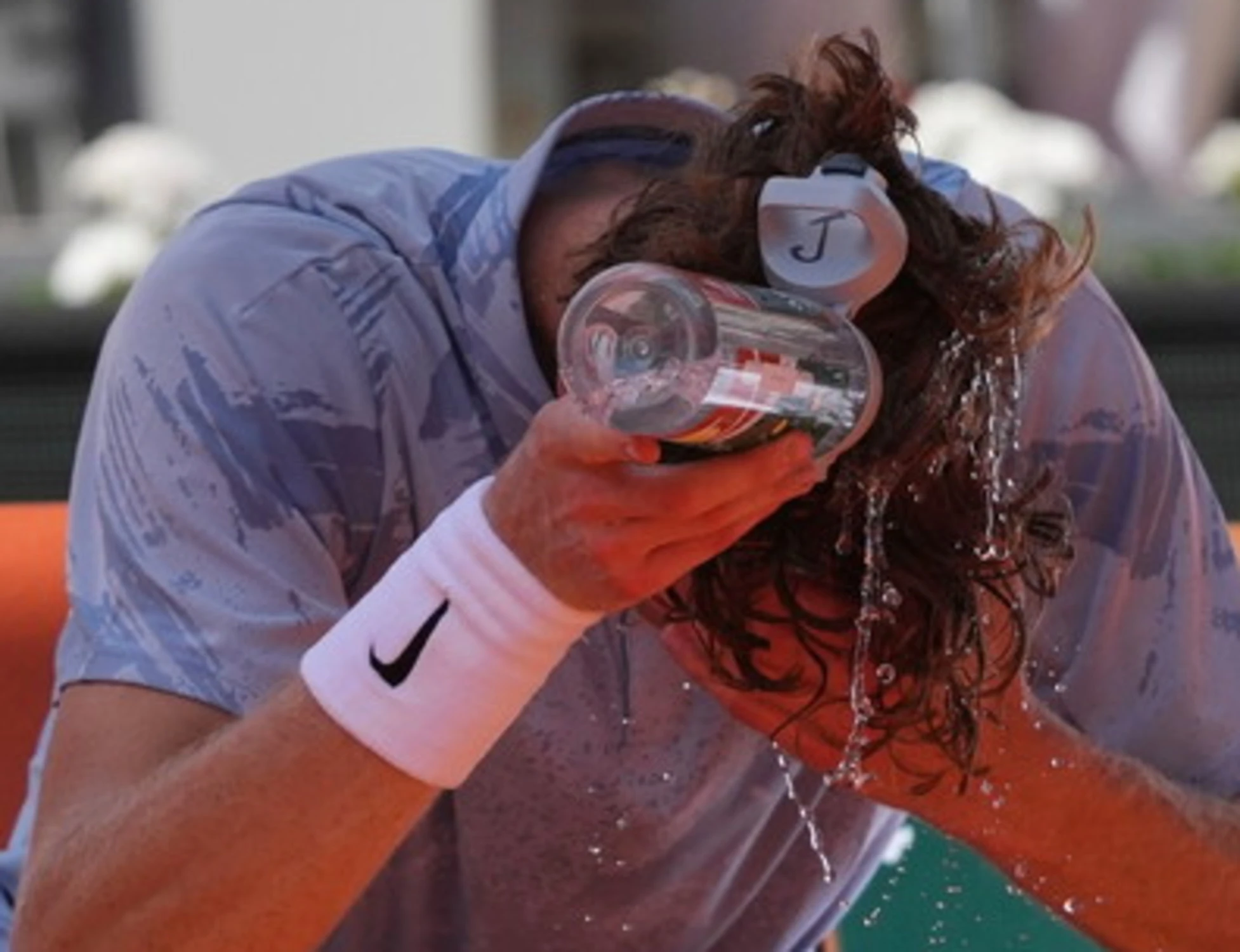 Sinner, si è spenta la luce: il piano per non mandare all'aria anche Wimbledon