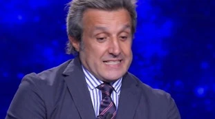 Flavio Insinna, a L'Eredità il disastro epocale del campione Raffaele: Ghigliottina da 230mila a 7mila euro