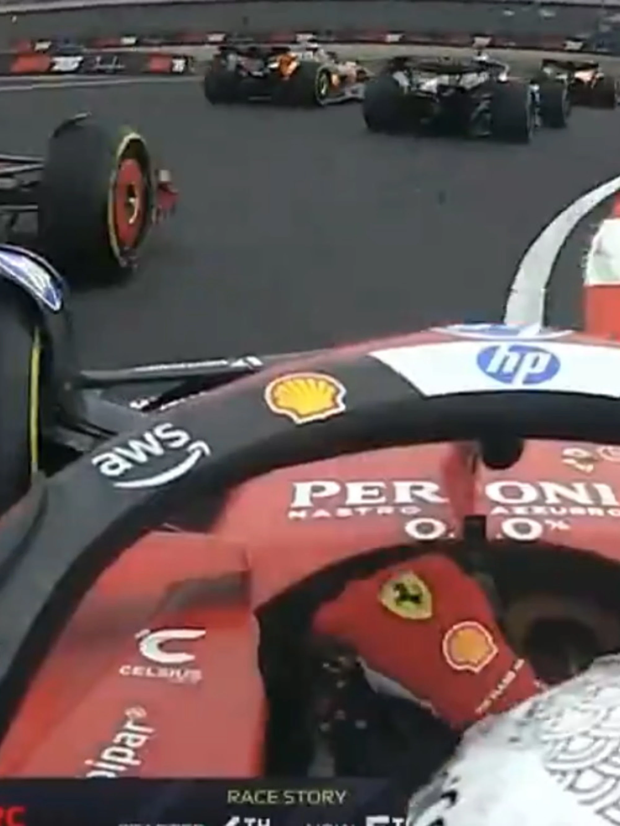 Hamilton e Leclerc si toccano subito: Ferrari, inizio da incubo a Shanghai