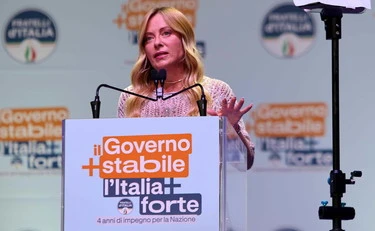 https://media.liberoquotidiano.it/K6NHa3g-Qh5sIbXYiOwW2JB4uiEpG9XSaGOtEcmOKvQ/width:800/quality:90/aW1hZ2VzLzIwMjYvMDkvMDQvMTgxNDIxNDgxLTU1Y2E3OWYyLTJiNDUtNGY5Zi05NjhjLTVjNWFlMzg4N2ExYS5qcGc.webp